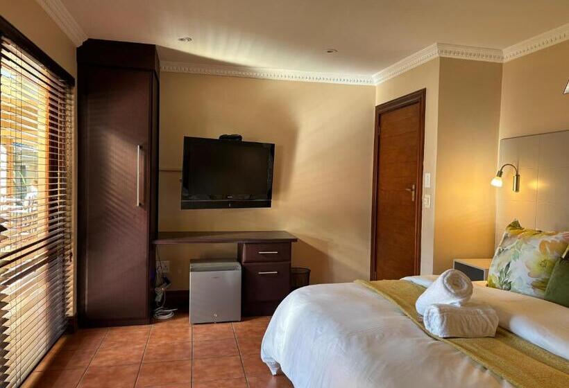 Номер Deluxe Кровать Кинг, Accommodation Bedfordview   Hethersett Guesthouse