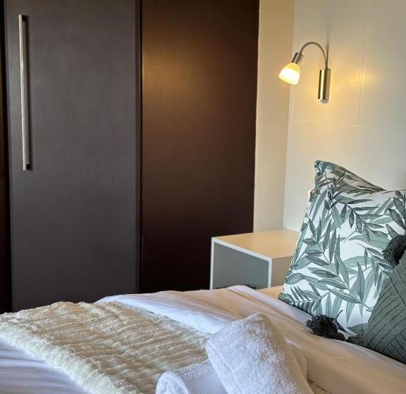 غرفة قياسية سرير كينج, Accommodation Bedfordview   Hethersett Guesthouse