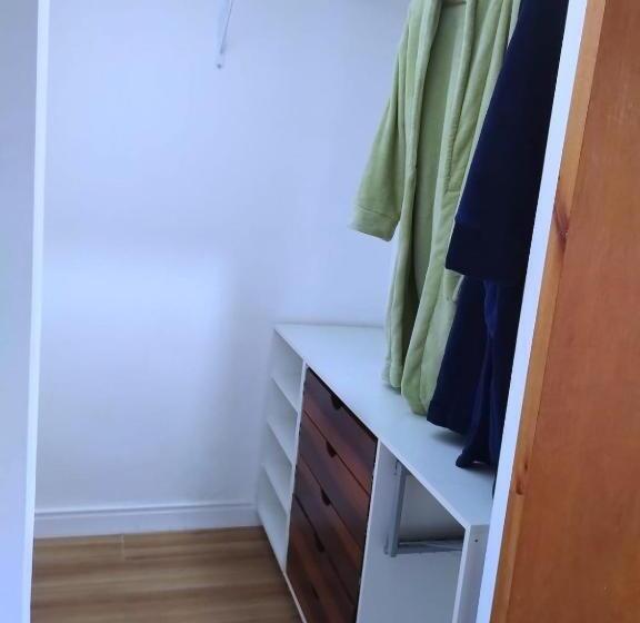 バルコニー付スイート, Acomodações Anfitriã Indaiatuba