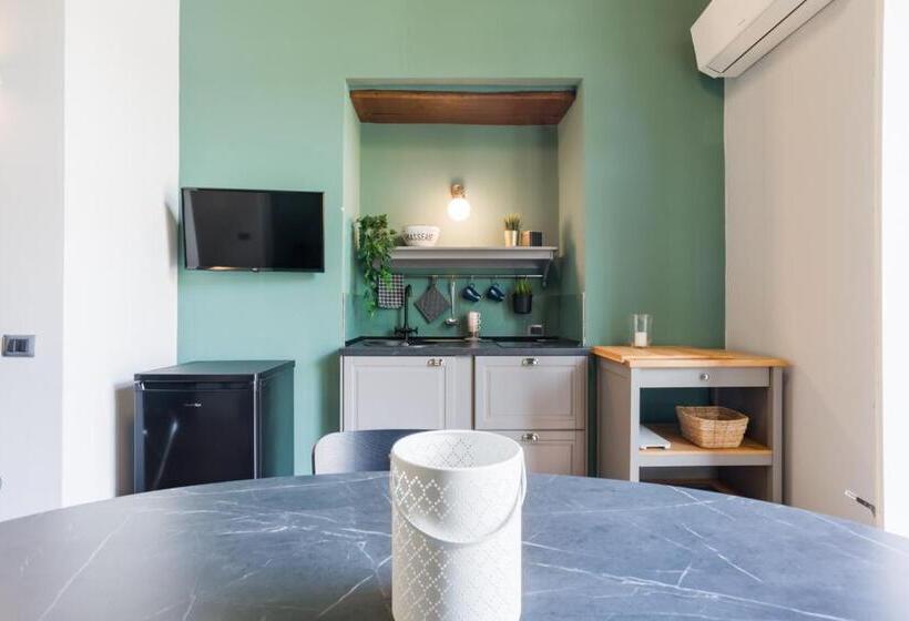 חדר סטנדרט עם מיטת קינג, Domus Xenia