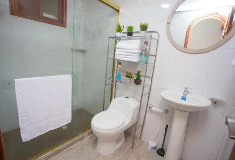 غرفة قياسية ثلاثية, Albore Hostel Pereira