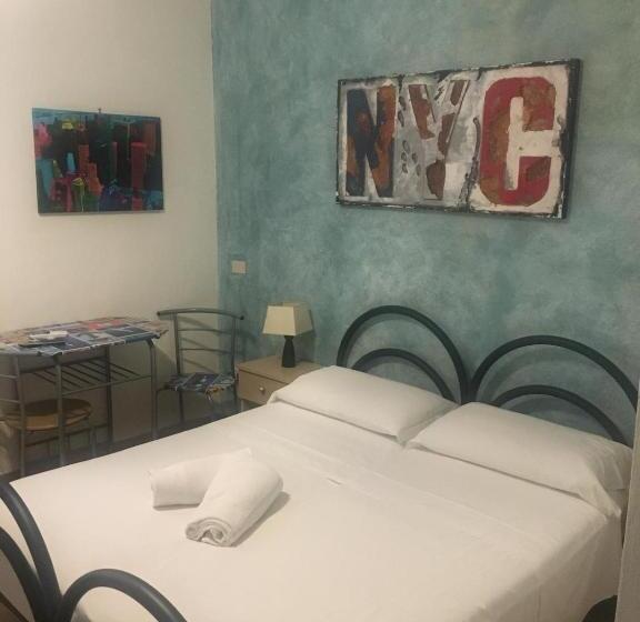 Номер Стандарт с Балконом, B&b Giada