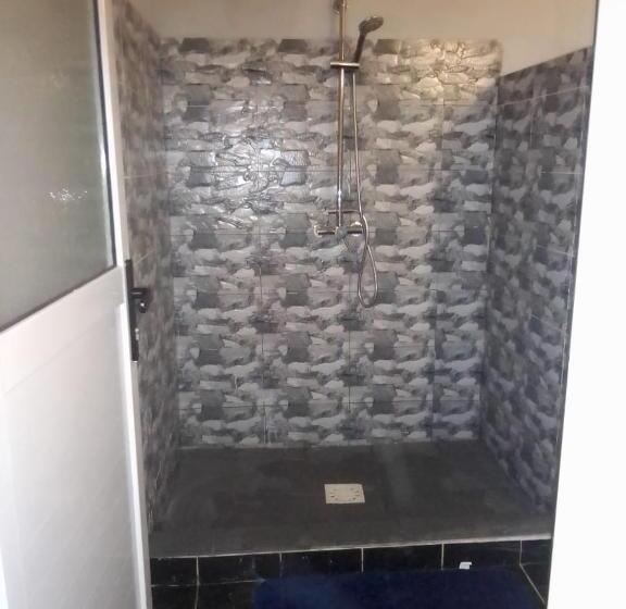 اتاق لوکس, Summer Dreams