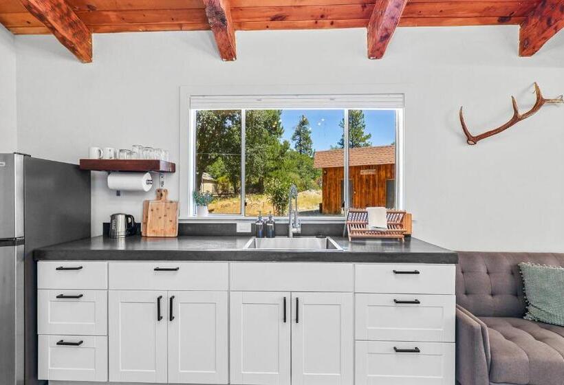 가든 전망 스위트, Basecamp Lodge