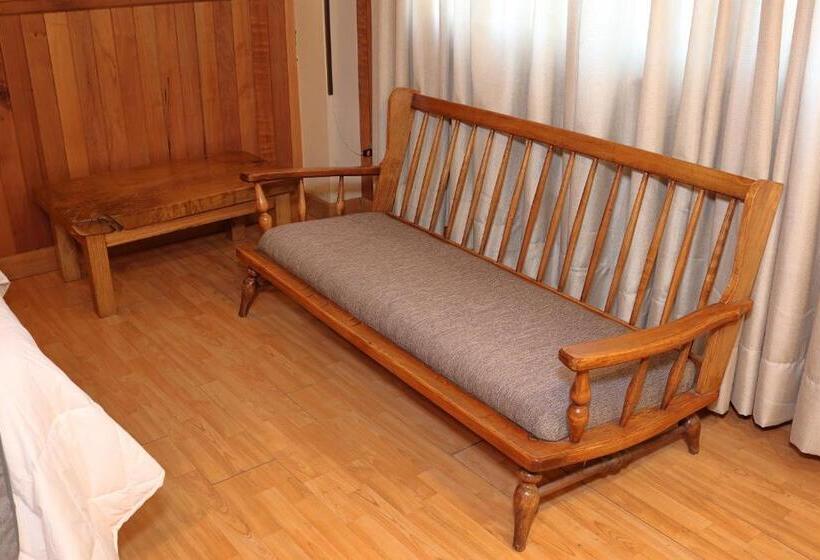 Номер Стандарт, Casona De Los Ríos