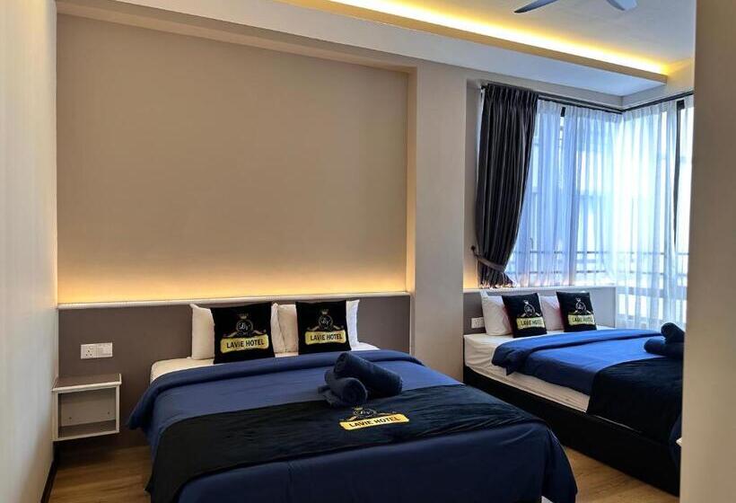 חדר סטנדרט לארבעה, Lavie At Centrum