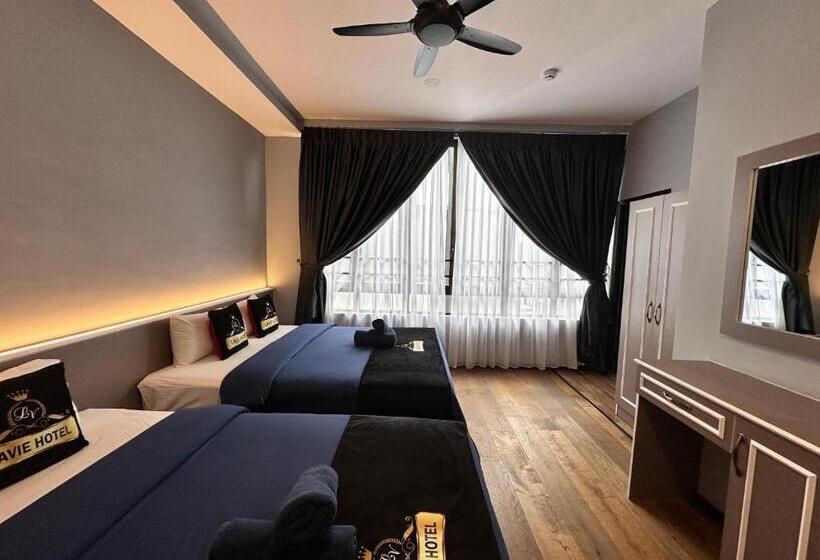 דירת שני חדרים, Lavie At Centrum