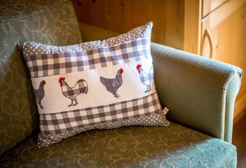 标准工作室, Maierhof