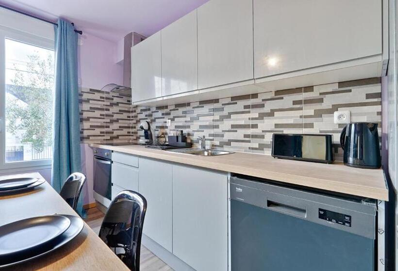 1 Bedroom Apartment City View, Le Molière