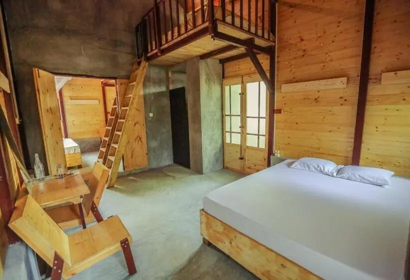 Deluxe Kolmen Hengen Huone, Beverly Hill Cabanas Hikkaduwa