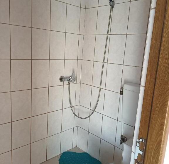 اتاق استاندارد چهار تخته, Casa Tuia