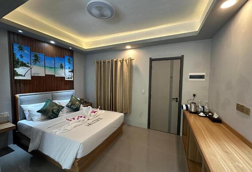 اتاق استاندارد با بالکن, La Pearl Mathiveri