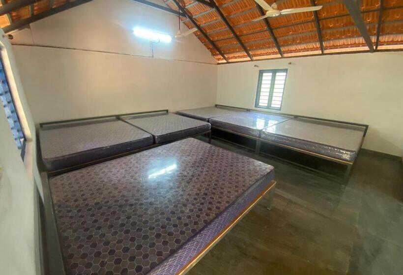 חדר משפחתי, Nagarhole Homestay