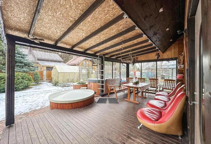 Casă 3 Dormitoare, Pirtelė Rykštelė