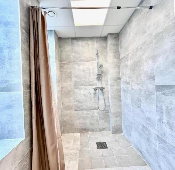 غرفة أساسية ثلاثية, Budgetel  Kong Oscarsgate 22