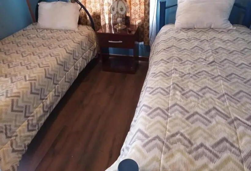 スタンダードルーム, Hostal El Río