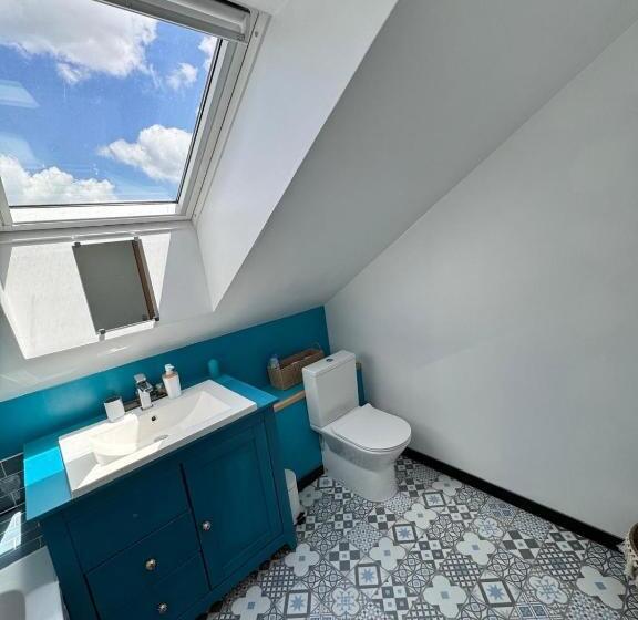 חדר משפחתי, Rooftop