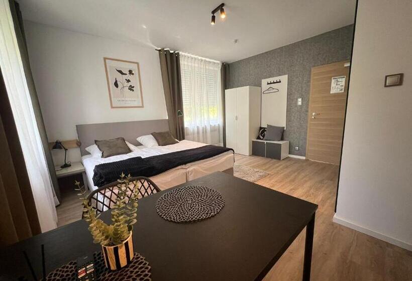 스탠다드 룸, Alpha Rooms