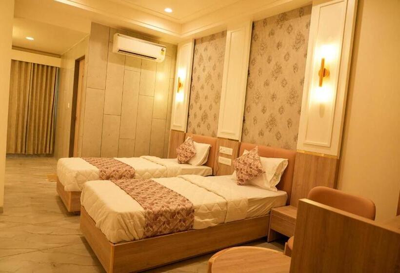 חדר סטנדרט, El Lujo