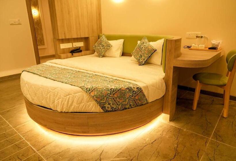 סוויטה עם טרסה, El Lujo