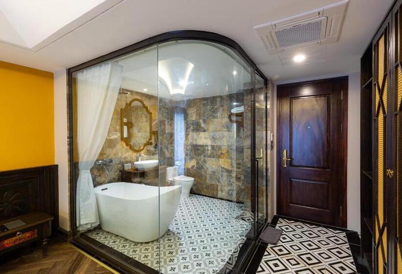 اتاق استاندارد با چشمانداز کوهستان, Fansipan View