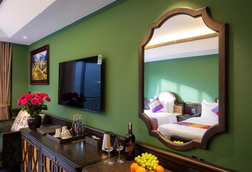 اتاق استاندارد سه نفره, Fansipan View