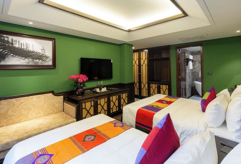 اتاق استاندارد سه نفره, Fansipan View