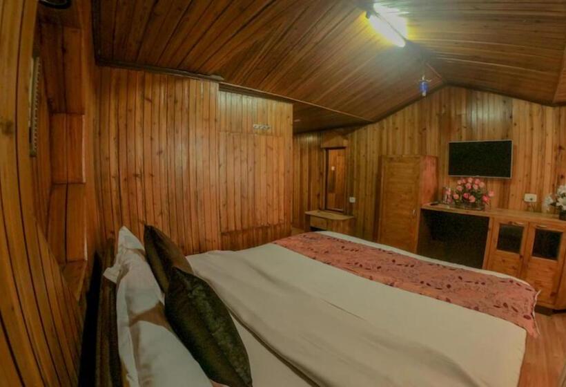 اتاق لوکس, Grg Broadway Anexy Darjeeling Near Chowk Bazar   Excellent Service Recommended & Couple Friendly