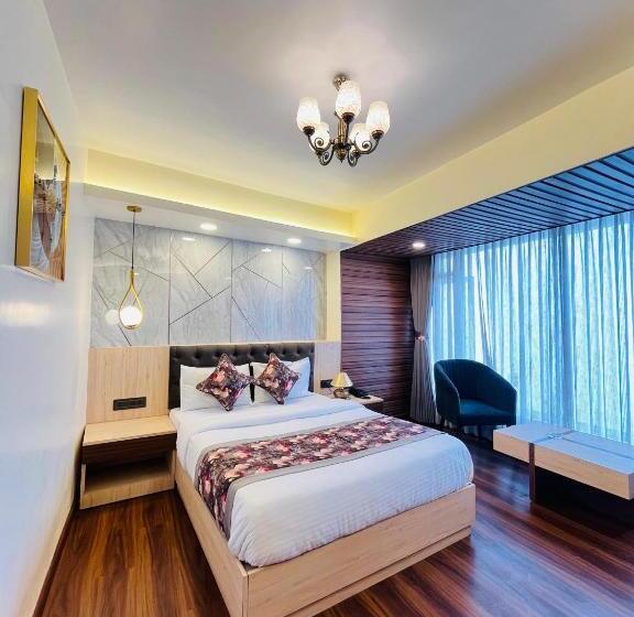 デラックスルーム, Grg Luxury Broadway Boutique Hotel At Prime Location Mall Road Darjelling Near Mahakaal Temple
