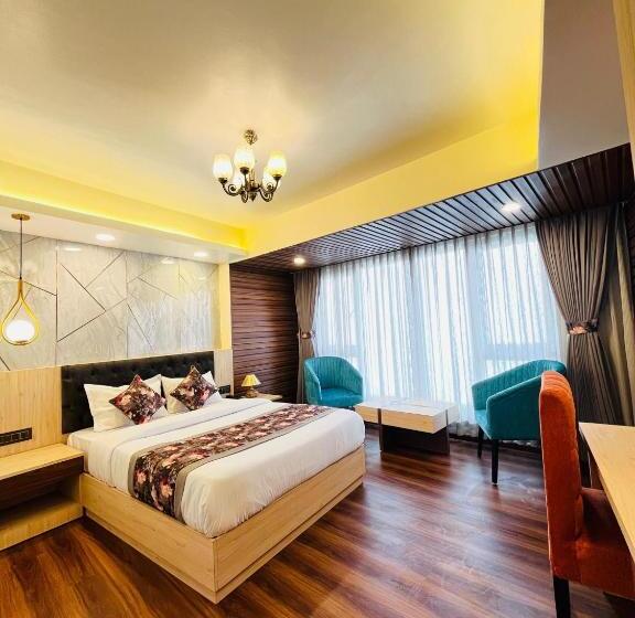 اتاق استاندارد با چشم‌انداز کوهستان, Grg Luxury Broadway Boutique Hotel At Prime Location Mall Road Darjelling Near Mahakaal Temple