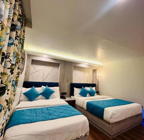 سوییت خانوادگی, Grg Luxury Broadway Boutique Hotel At Prime Location Mall Road Darjelling Near Mahakaal Temple