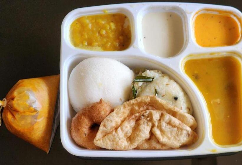 חדר דחוקס עם מיטת קינג, Nj Residency