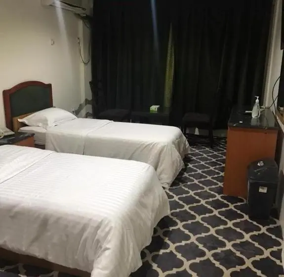 エコノミールーム, Al Aziziyah Hotel And Suites