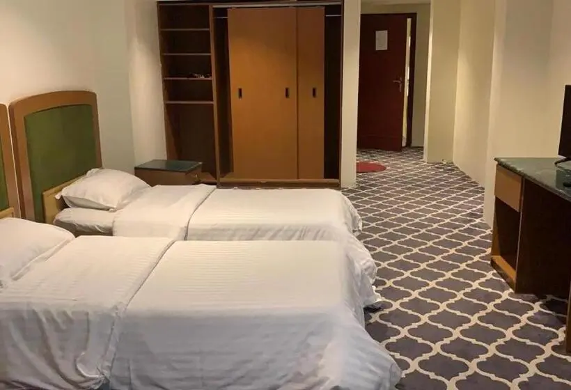 スイート, Al Aziziyah Hotel And Suites