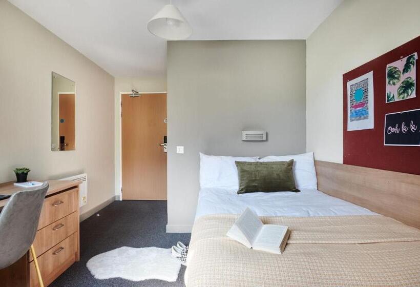 اتاق استاندارد, For Students Only Chic Ensuite Bedrooms At The Northfield In Exeter