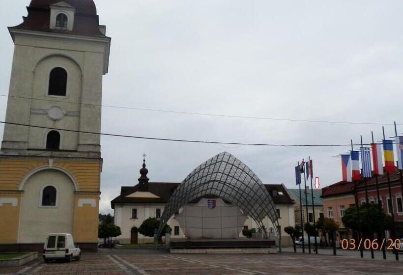 Номер Стандарт Индивидуальный с Балконом, Turistická Ubytovňa Pri Slovenskej Reštaurácii