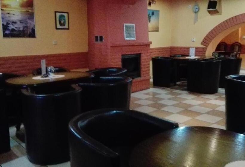 اتاق استاندارد یک تخته با بالکن, Turistická Ubytovňa Pri Slovenskej Reštaurácii