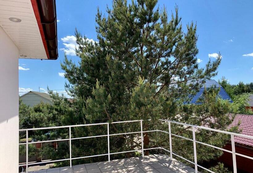 اتاق استاندارد چهارنفره با بالکن, комфортабельный коттедж