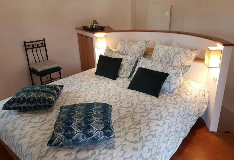 디럭스 전망 룸, Logis De La Helberdière