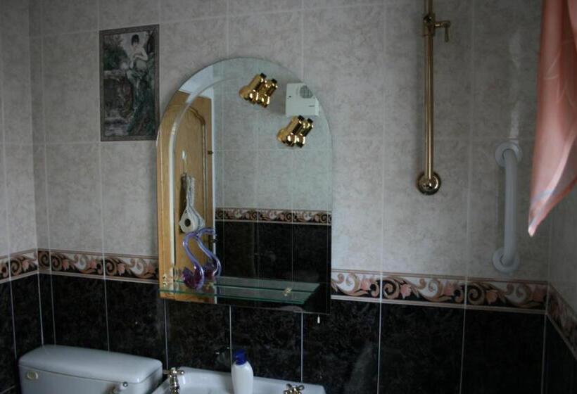 غرفة قياسية فردية حمام مشترك, Villa Pio Accommodation