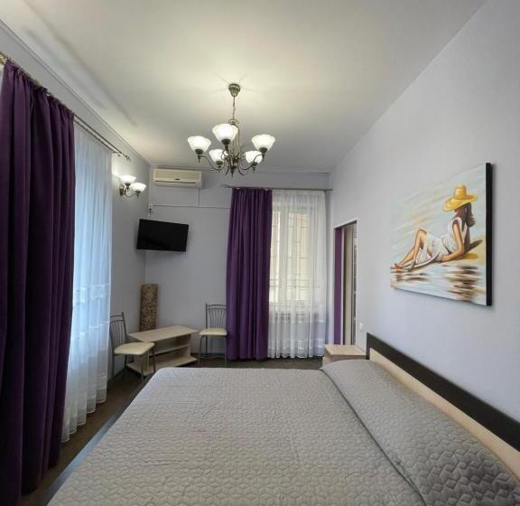 اتاق استاندارد, Happy Home Hostel