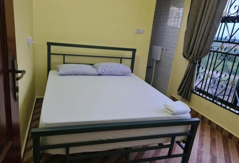اتاق اکونومی, Farmhouse Lodge