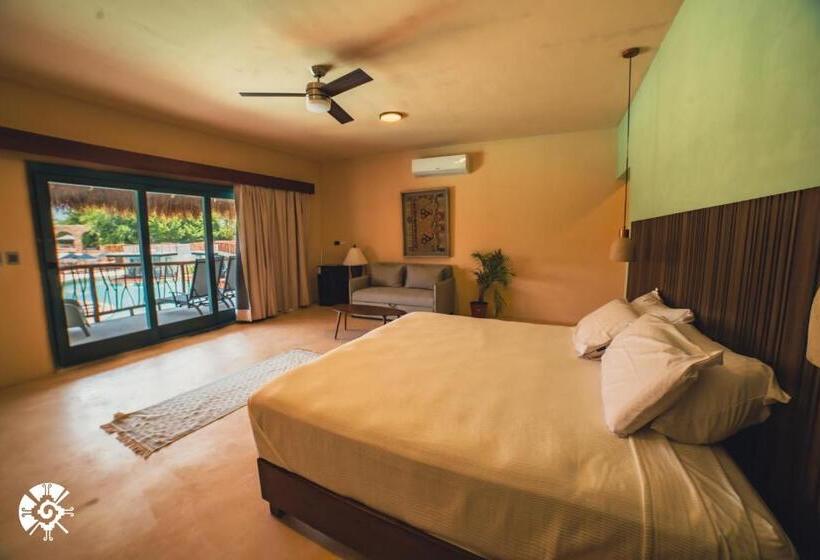 جناح جونيور مزوَّد بتراس, Hacienda Susulá