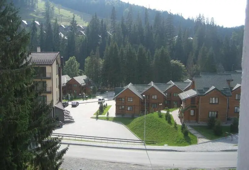 Suite Junior, Home