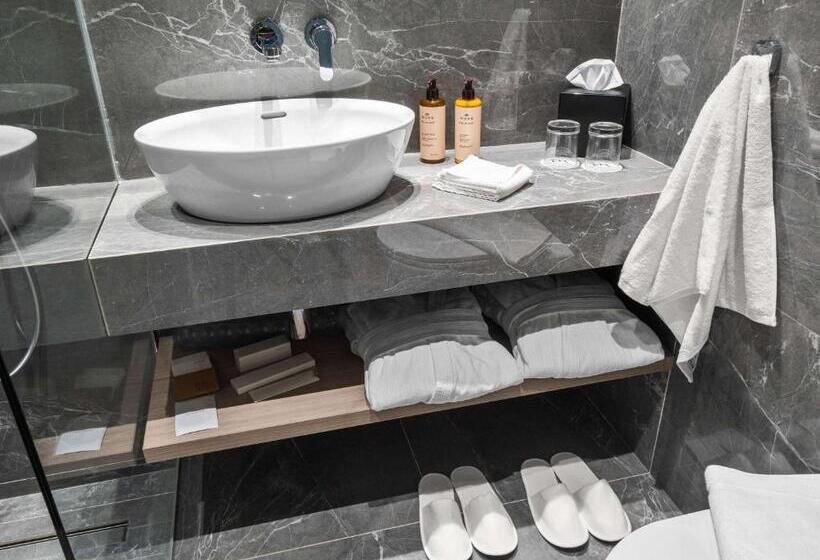 اتاق سوپریور با بالکن, Mercure Larnaca City