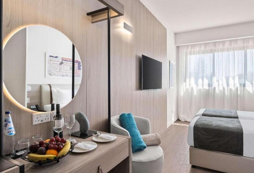 اتاق کلاسیک, Mercure Larnaca City
