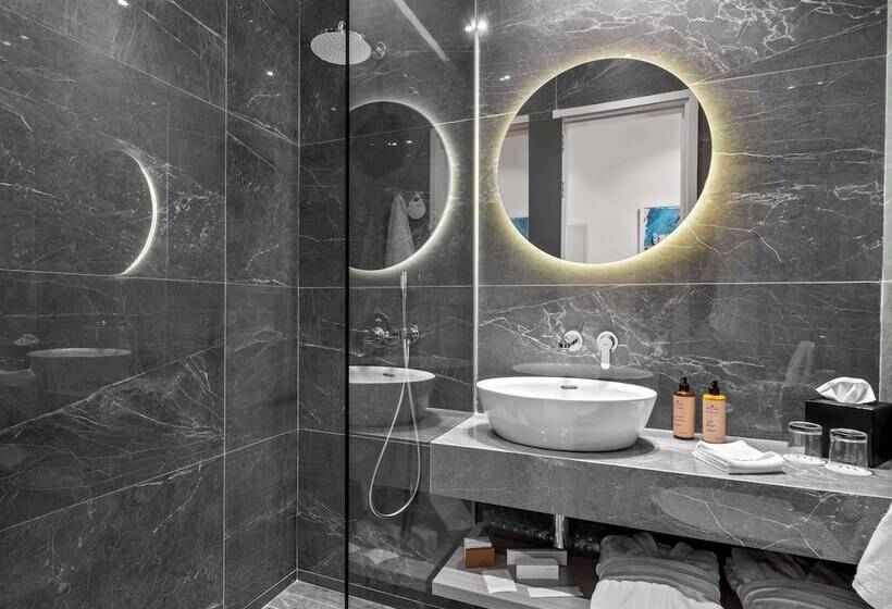 اتاق سوپریور با بالکن, Mercure Larnaca City