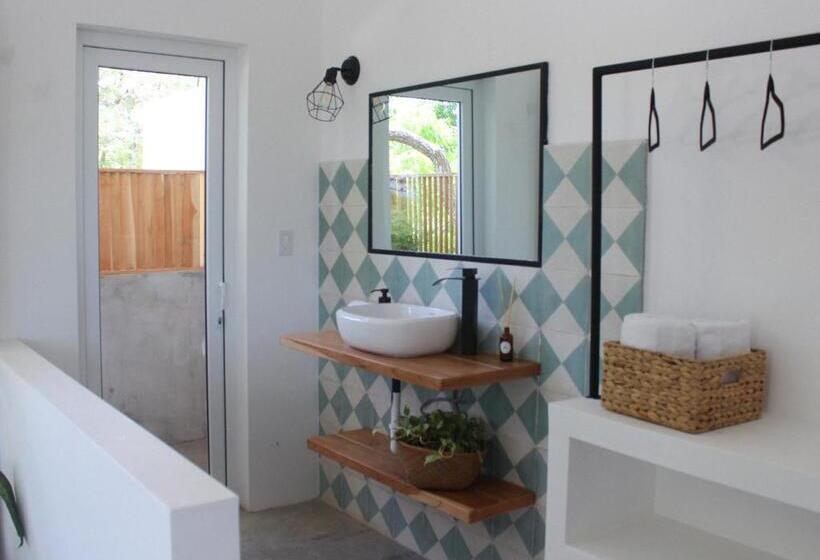 غرفة قياسية سرير كينج, Waves & Wifi   Popoyo