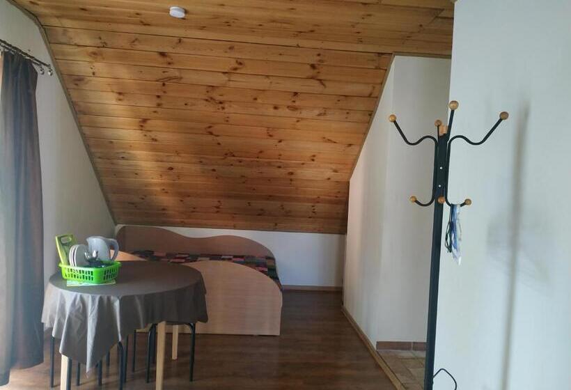 اتاق استاندارد سه تخته با بالکن, Magdelenos Vila