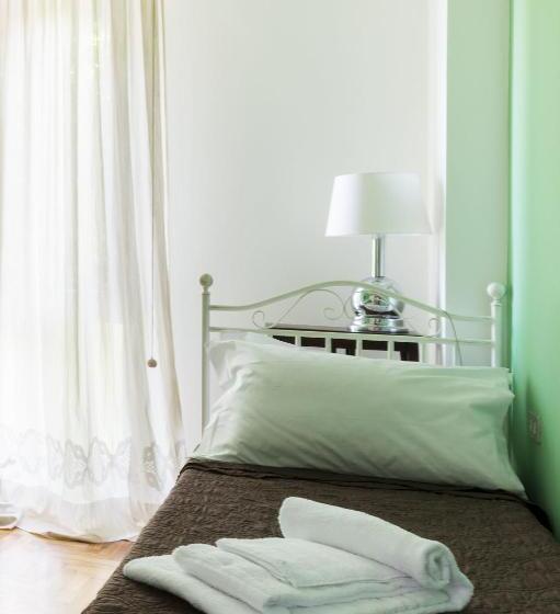 חדר סטנדרט חדר אמבטיה משותף, Rooms Villa Bergamo Airport